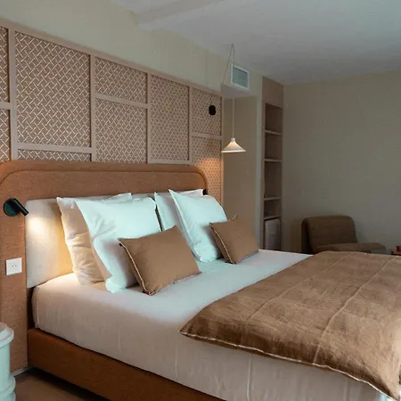Hotell Roc Seven 3*