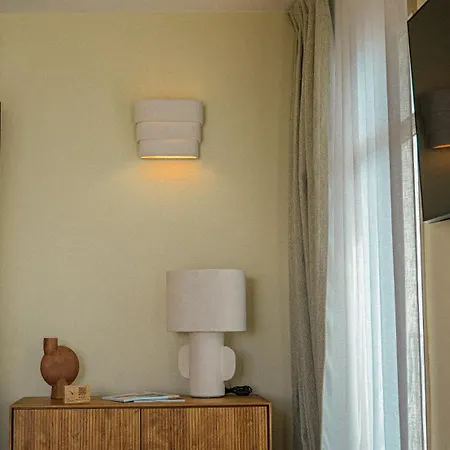 Roc Seven Hotell