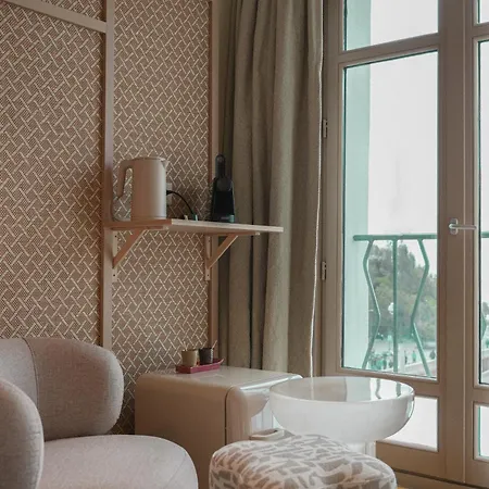 Hotell Roc Seven