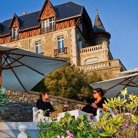 Roc Seven Hotell