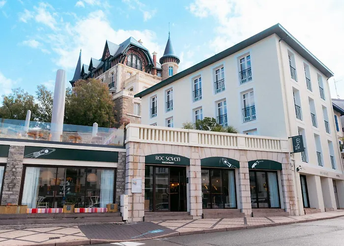 Hotel Roc Seven 4*