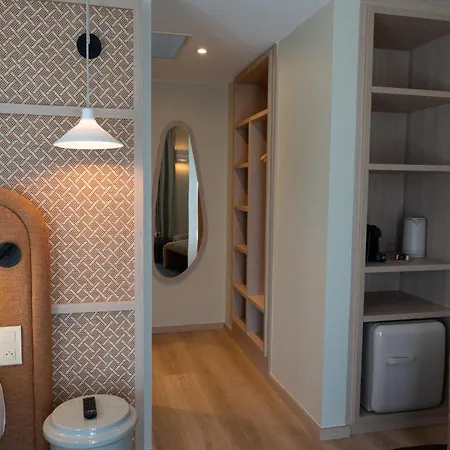 Roc Seven Hotel 3*