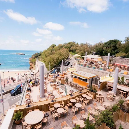 Les Baigneuses De Biarritz
