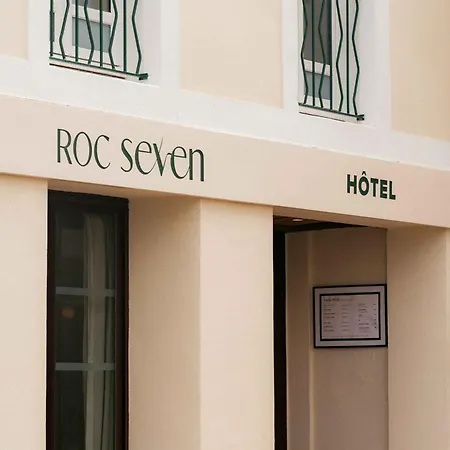 Roc Seven 酒店 比亚里茨