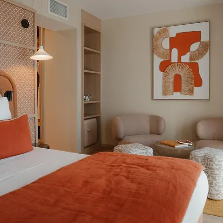Roc Seven Hotel
