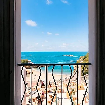 Roc Seven Hotell