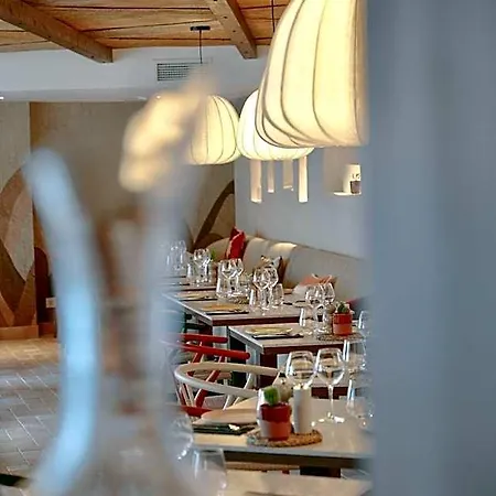 Roc Seven Hotell 4*