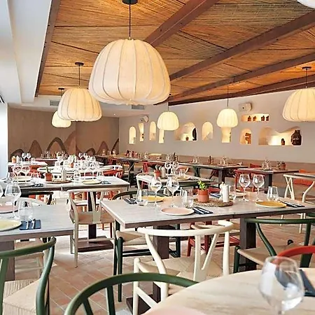 Roc Seven Hotel 4*